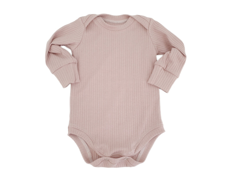 Body kurz und lang ärmelig auch als Baby Set altrosa breite Rippe von Atelier MiaMia