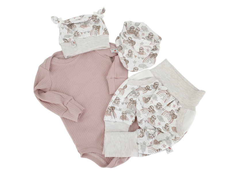 Coole Pumphose oder Babyset kurz und lang Faultiere von Atelier MiaMia