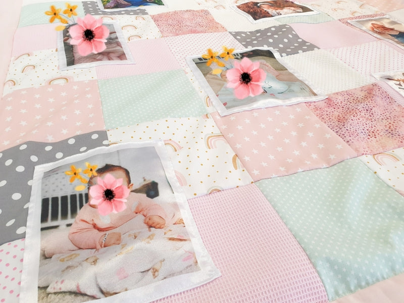 Kuscheldecke als Fotodecke Regenbogen Sterne Hellgrau mit Bildern 10 von Atelier MiaMia