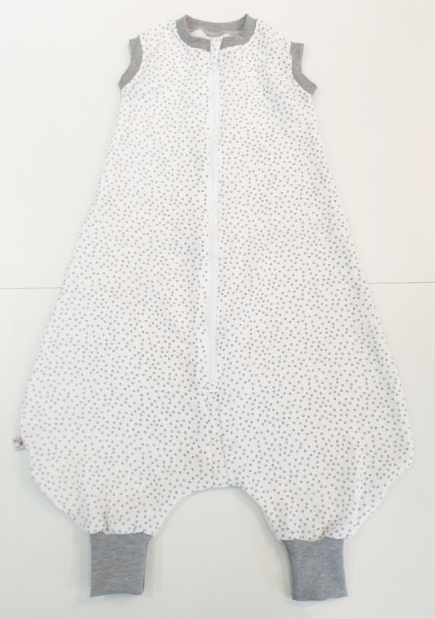 Atelier MiaMia Mutzelpumper sleeping bag with feet light gray dots 14