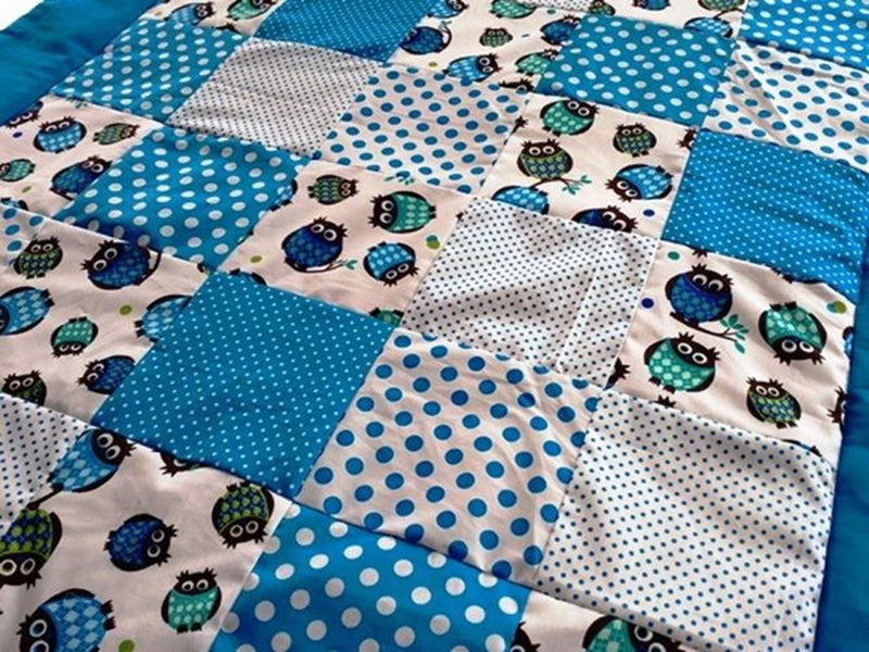 Atelier MiaMia coperta patchwork pois stelle gufi blu con ricamo 18