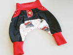 Atelier MiaMia - Popo Bloomers gr. 50-110 anche come set con cappello e sciarpa Bulldog Red 2