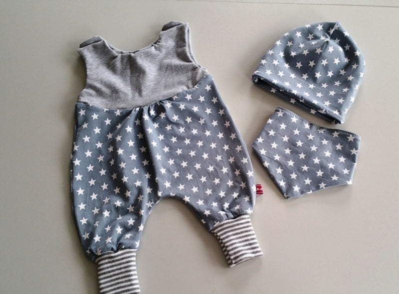 Atelier MiaMia pagliaccetto corto e lungo anche da bambino grigio stelle 20