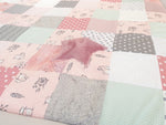 Atelier MiaMia experience coperta CVI coperta nuovi elementi, grigio, rosso, rosa, acchiappasogni, piume, volpi, ED202 