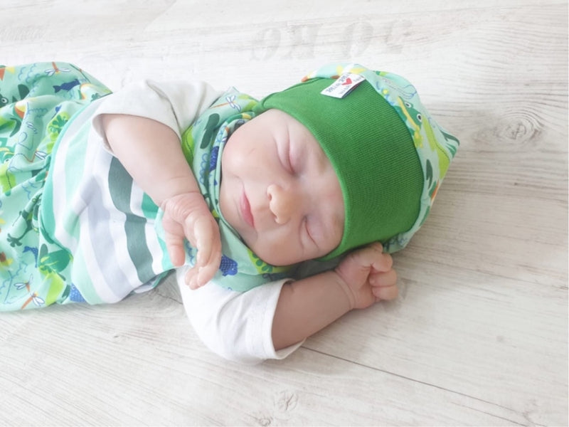 Atelier MiaMia onesie short and long also as a baby frog king green 228