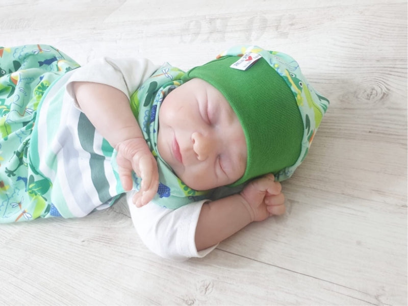 Strampler kurz und lang auch als Baby Froschkönig Grün 228 von Atelier MiaMia