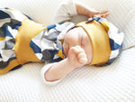 Beanie Set Mütze und Tuch Baby Rauten Senf Nr. 239 von Atelier MiaMia