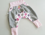 Atelier MiaMia - Popo Bloomers Gr. 50-110 also as a set with hat and scarf blue pink dogs Hasky 5