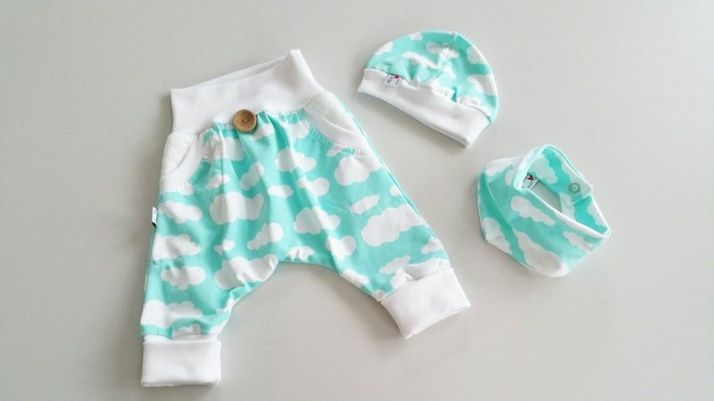 Atelier MiaMia Cool bloomers or baby set short and long mint clouds 53