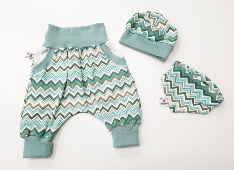 Coole Pumphose oder Babyset kurz und lang ZickZack Mint 67 von Atelier MiaMia