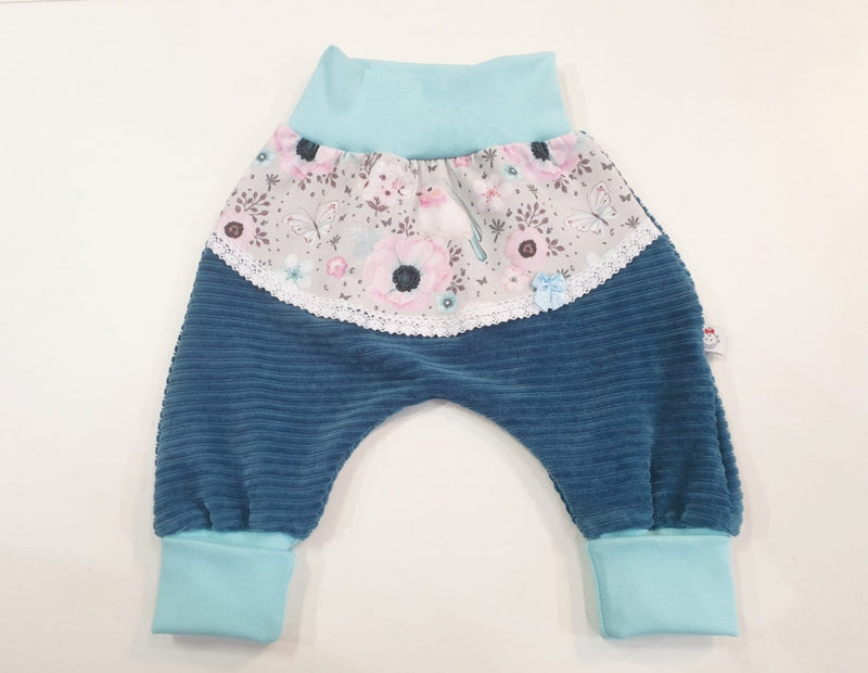 Sweetie Pumphose oder Babyset kurz und lang Rotkehlchen blau Cord 6 von Atelier MiaMia
