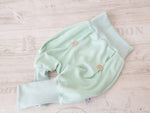 Coole Pumphose oder Babyset Fein Cord Jersey Mint 87 von Atelier MiaMia