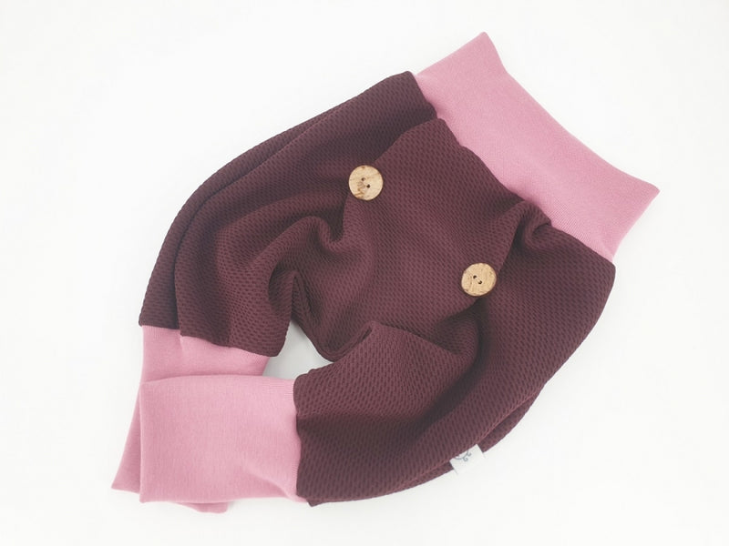 Coole Pumphose oder Babyset Bordeaux mit Rosa Bündchen 98 von Atelier MiaMia