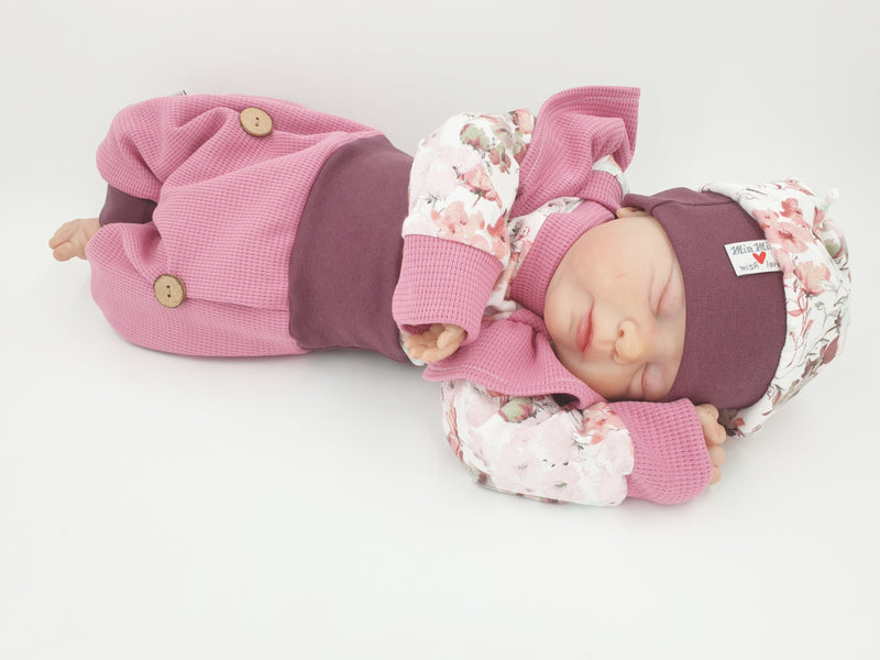 Coole Pumphose oder Babyset Knopfhose Waffeljersey beere 117 von Atelier MiaMia