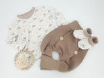 Coole Pumphose oder Babyset Knopfhose Waffeljersey Taupe114 von Atelier MiaMia