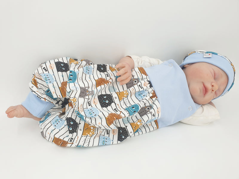 Latzstrampler kurz und lang auch als Baby Set Monsterchen 22 von Atelier MiaMia