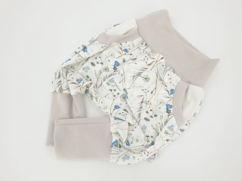 Pumphose oder Set Baby von 50-92 Designerbabyhose Gräser Schmetterling von Atelier MiaMia