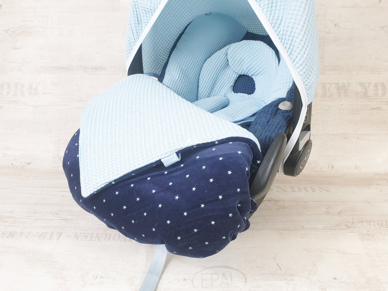 Maxi Cosi Babyschalenbezug, Ersatzbezug oder Spannbezug Waffel blau/dunkelblau 121 von Atelier MiaMia