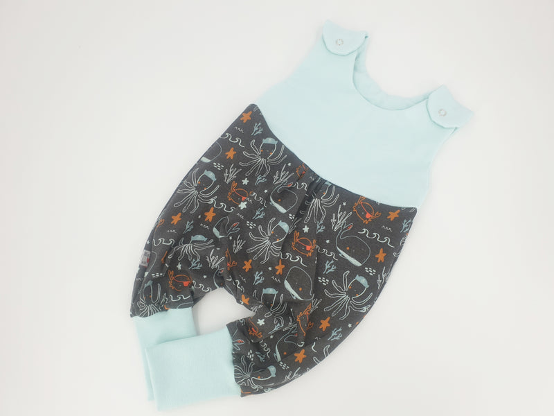 Pagliaccetto Atelier MiaMia corto e lungo anche come baby set sotto il mare