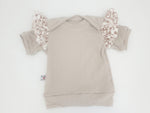 Hoodie Pullover Baby Kind ab 50-140 kurz oder langarm Rippe beige Blumen von Atelier MiaMia