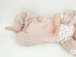 Atelier MiaMia Cool bloomers or baby set with a button mottled dusky pink