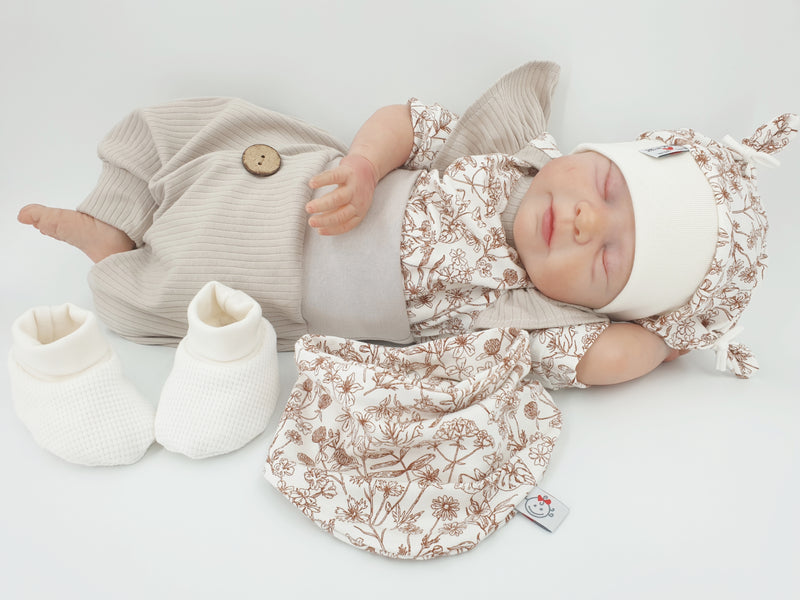 Atelier MiaMia Cool bloomers or baby set with button rib beige