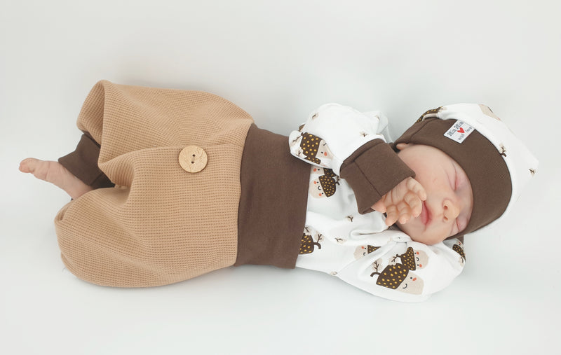 Coole Pumphose oder Babyset mit Knopf bis Gr. 140 beige / braun von Atelier MiaMia