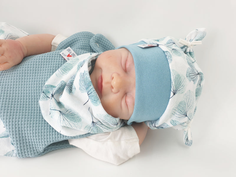 Strampler kurz und lang auch als Baby Set Blätter aqua von Atelier MiaMia