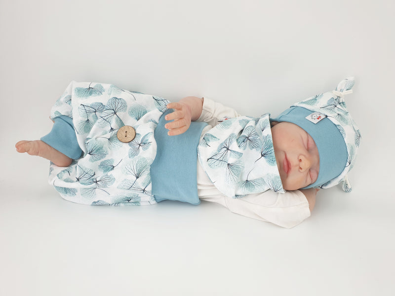 Coole Pumphose oder Babyset kurz und lang Blätter aqua von Atelier MiaMia