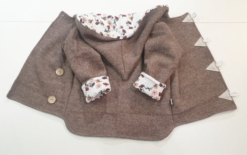 Walk - Kapuzenjacke Baby Kind Größe 50-140 Jacke Limitiert !! Walk -Jacke Schlamm Blümchen/Schmetterlinge von Atelier MiaMia