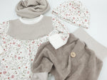 Coole Pumphose oder Babyset mit Knopf bis Gr. 140 Cord beige von Atelier MiaMia