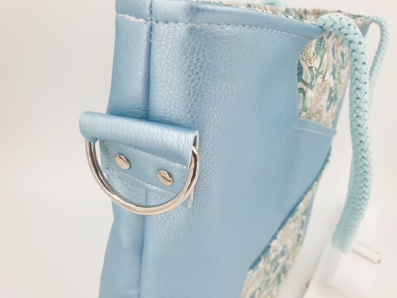 Handtasche einzeln oder im Set mit Geldbörse und Kosmetiktasche blau metallic von Atelier MiaMia