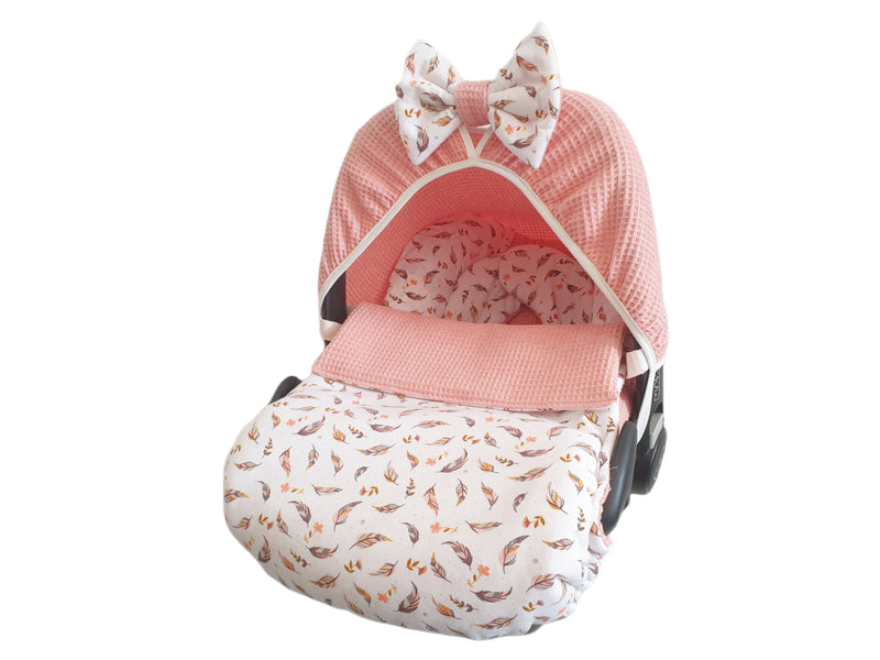 Maxi Cosi Babyschalenbezug, Ersatzbezug oder Spannbezug aprico Federn von Atelier MiaMia