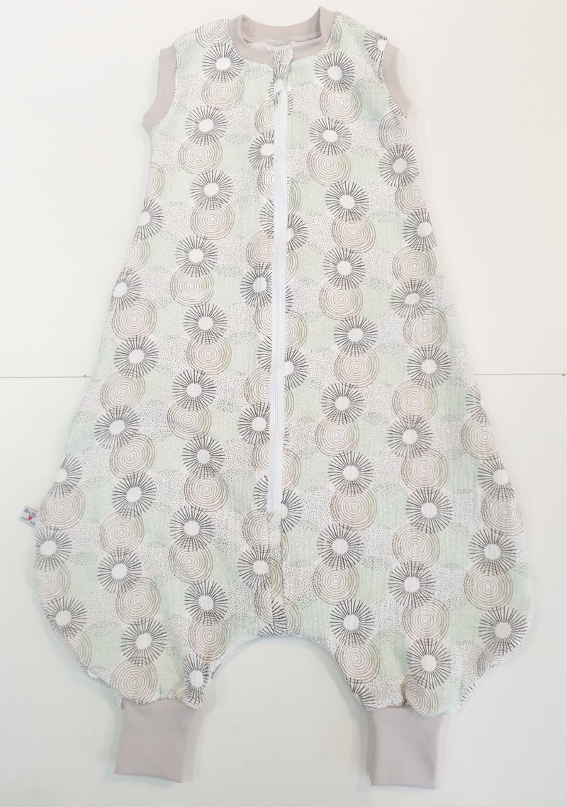 Mutzelpumper  Schlafsack mit Füßen, Gr. 50-104 Blumen von Atelier MiaMia