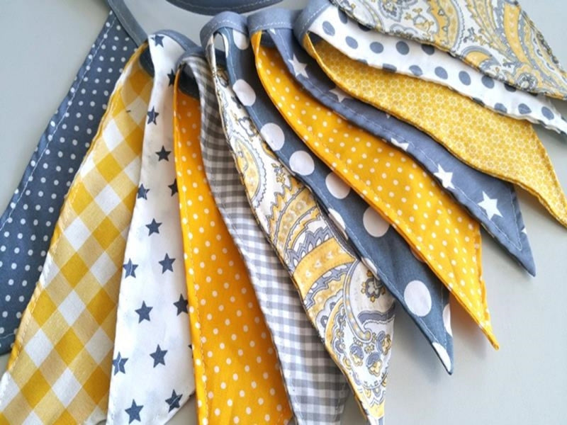 Atelier MiaMia pennant chain motif fabrics no. 2